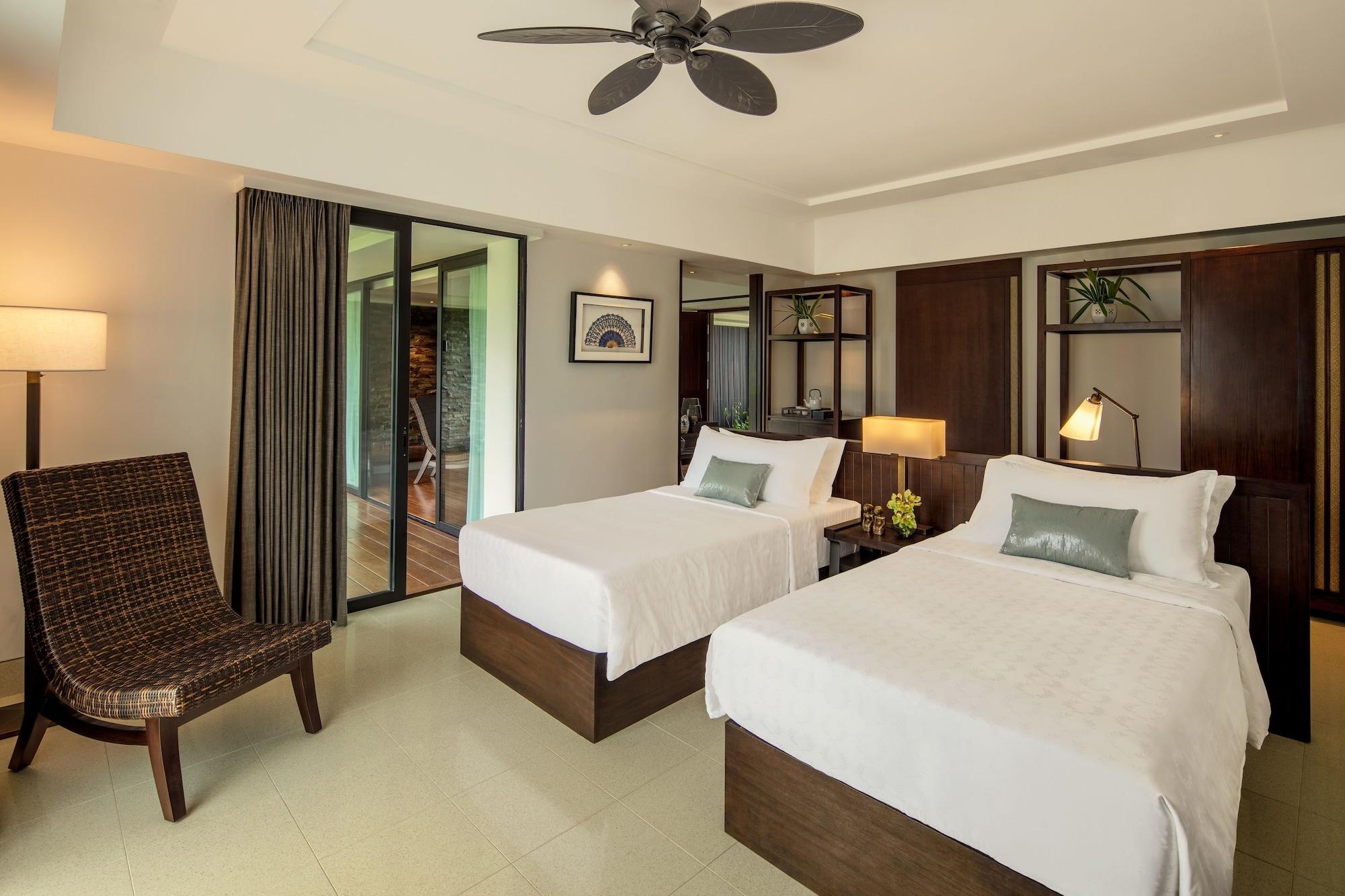 The Residence Bintan Kawal Экстерьер фото